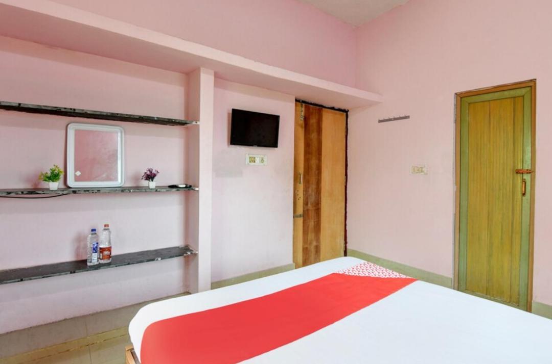 Hotel R Palace Bhubaneswar Exterior photo